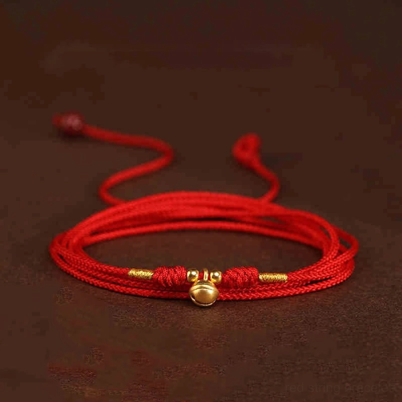 Red string belly chain product showcase highlighting adjustable length and closure bead mechanism