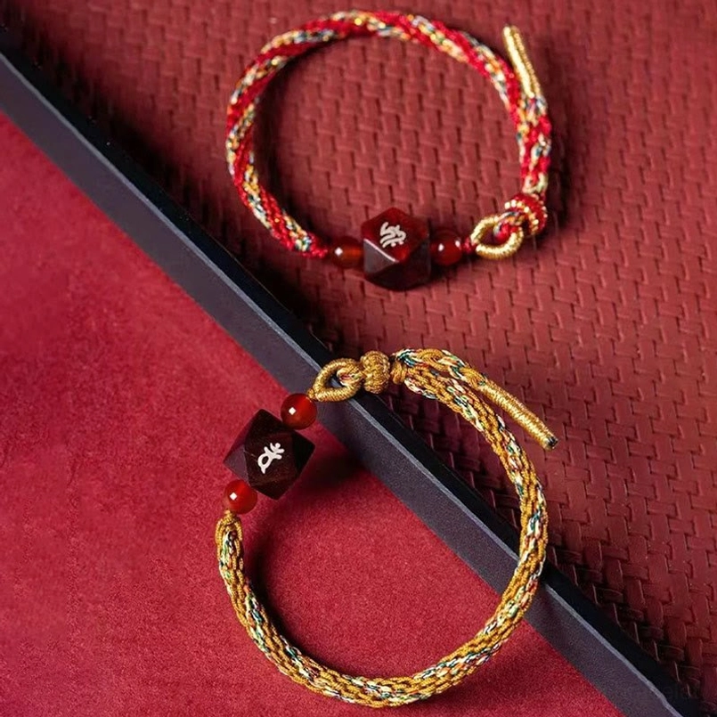 Adjustable Sliding Knot Design Of Red String Bracelet
