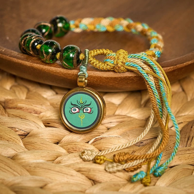Tibetan Buddha eye bracelet adjustable size comfort fit demonstration