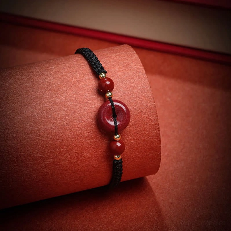 Cinnabar peace buckle blessing bracelet craftsmanship and quality detail