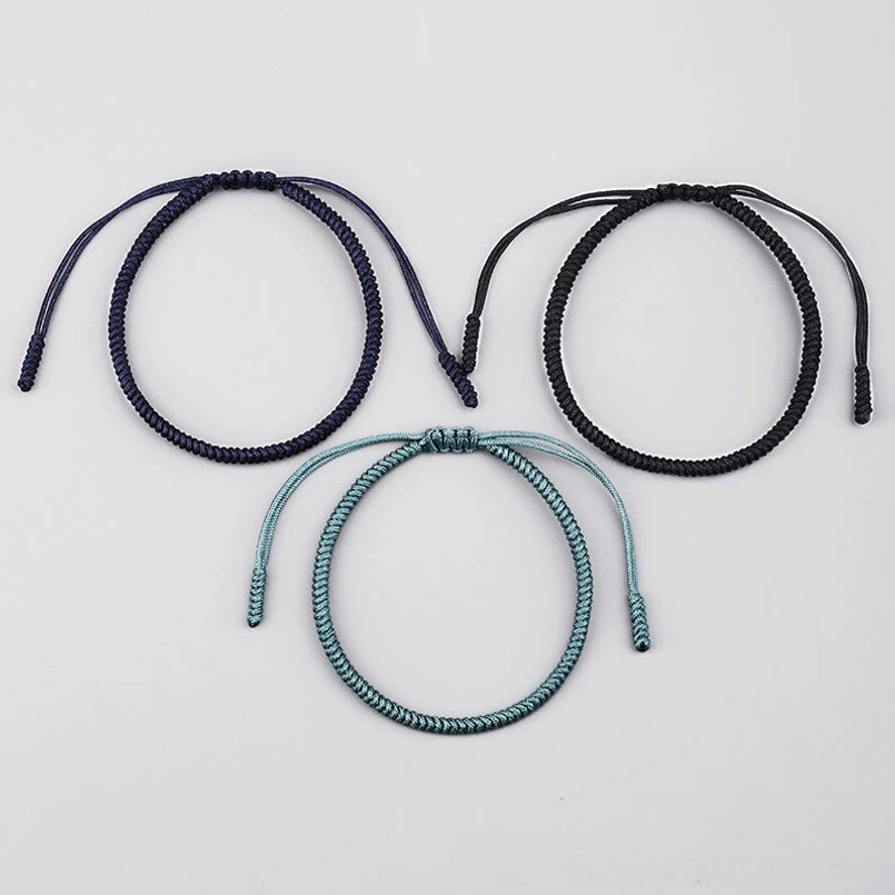 Single light cyan King Kong knot bracelet with adjustable sliding knot design