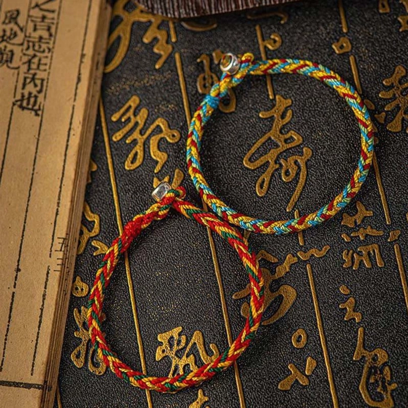 Natural fiber multicolored red string bracelet - handmade eco-friendly charm