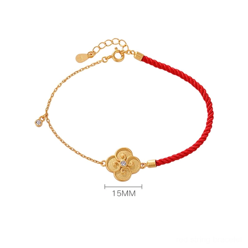 Four-leaf clover red string bracelet with 15mm charm size and zircon stone