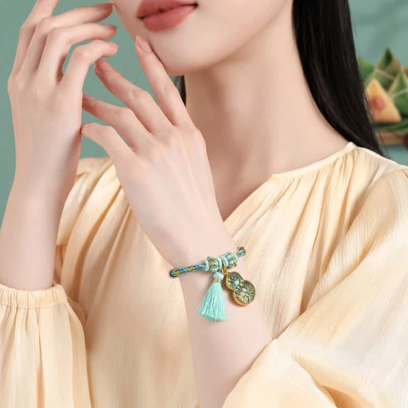 Chinese protection bracelet apple charm pendant five-color braided cord Song Brocade fabric handmade lucky amulet