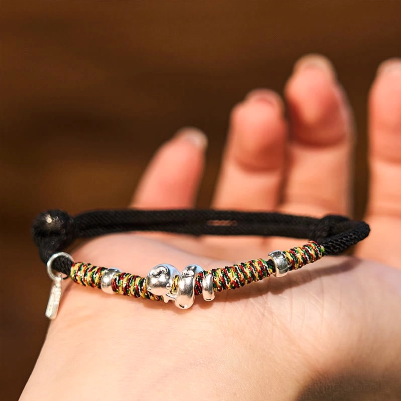 999 Sterling Silver Year of Snake Red String Bracelet knot detail closeup