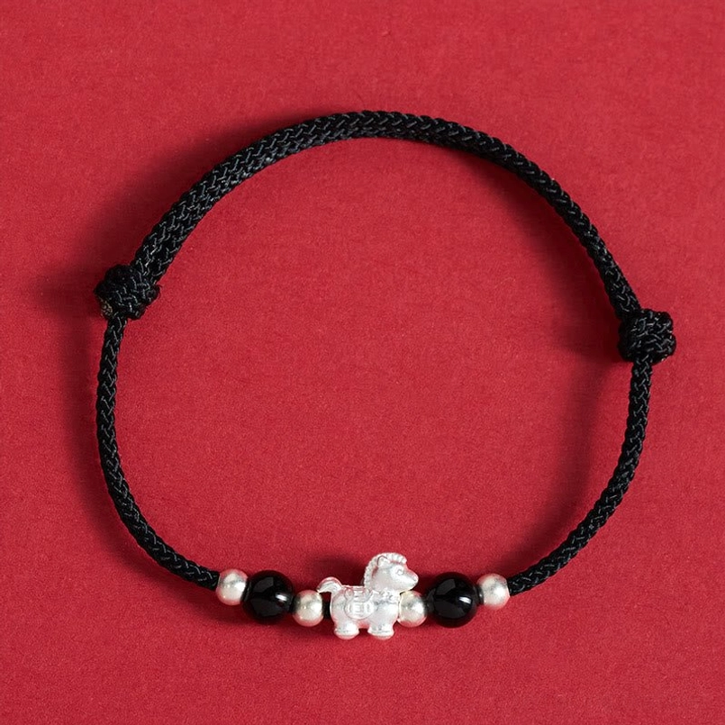 Black rope horse red agate bracelet worn on wrist protective energy