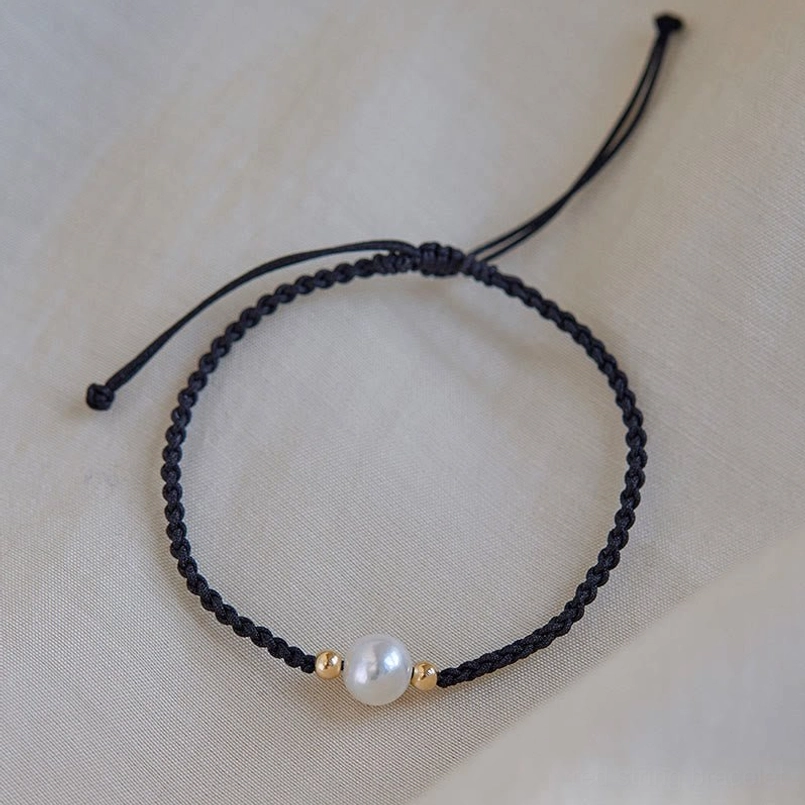 Pearl string bracelet size guide wrist measurement 14-19cm gold accent details