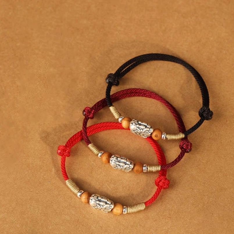 Pixiu Red String Bracelet Gift Packaging - Presentation