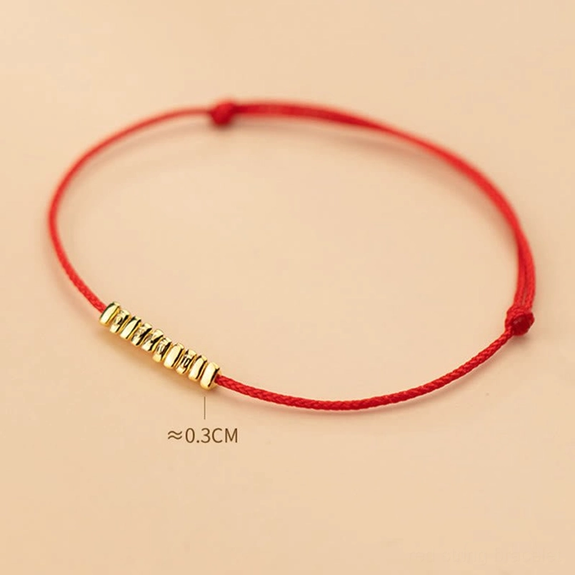 Ultra-thin red string bracelet showing 0.3cm cord thickness specification