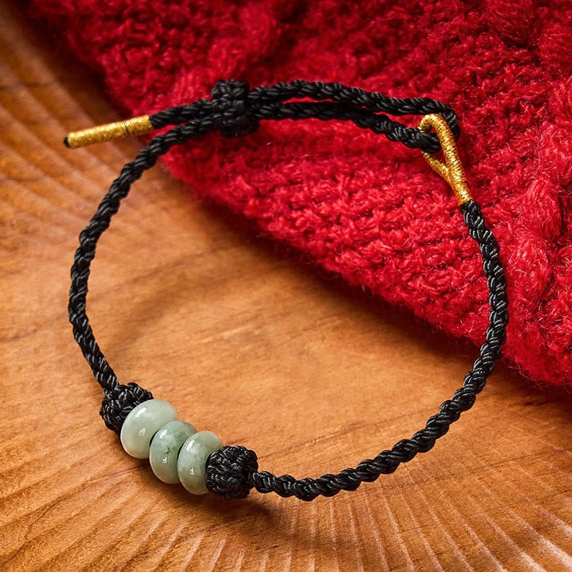 Red string jade bracelet wrist circumference 15-20cm fit guide display