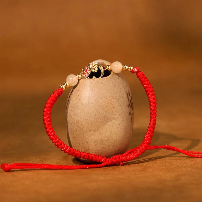 Handmade year of snake red string bracelet packaging and presentation