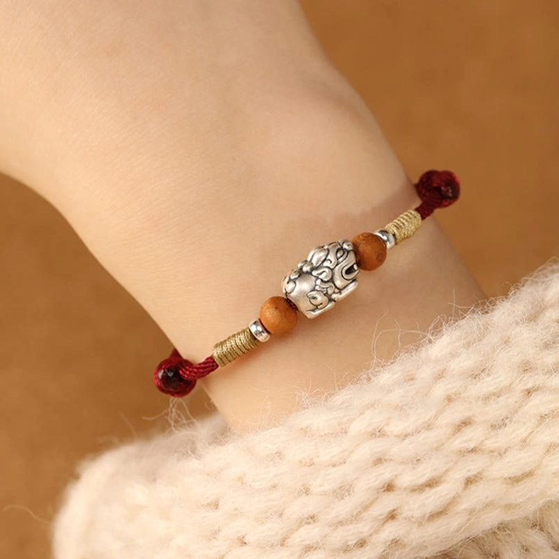Sterling Silver Pixiu Wealth Bracelet - Full Product Display