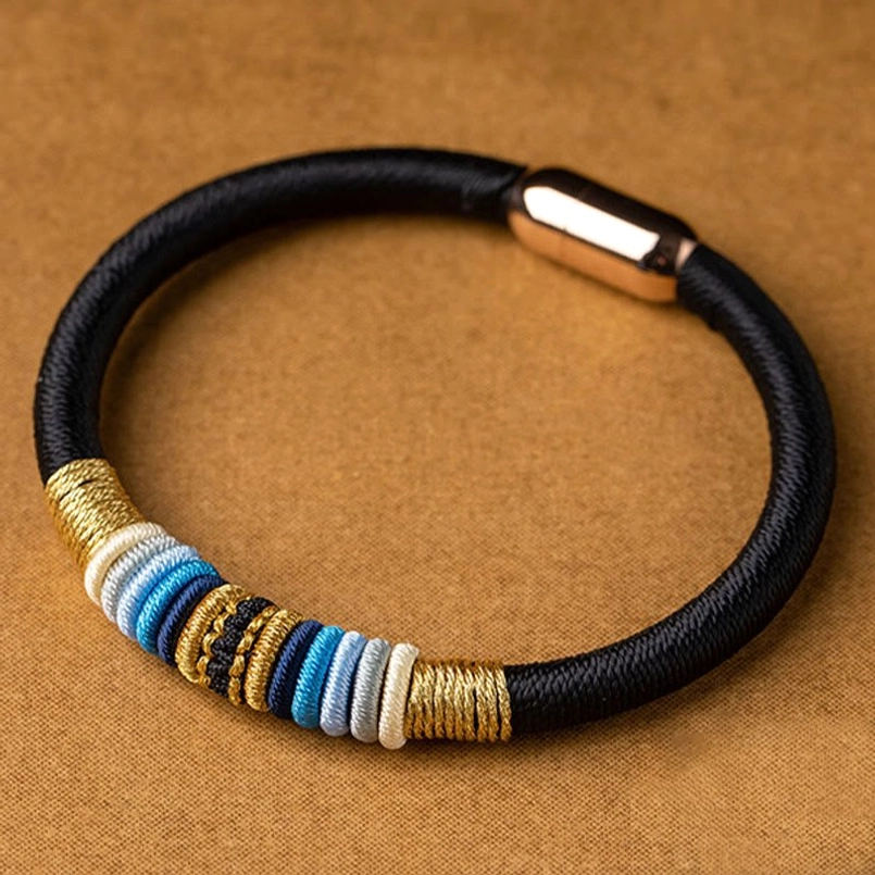Tibetan King Kong Knot protection bracelet featuring sacred Buddhist amulet symbol