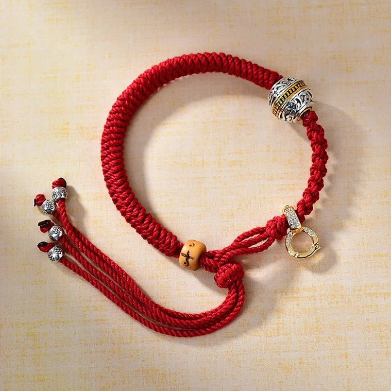 Tibetan red string diamond knot luck braided bracelet main top view